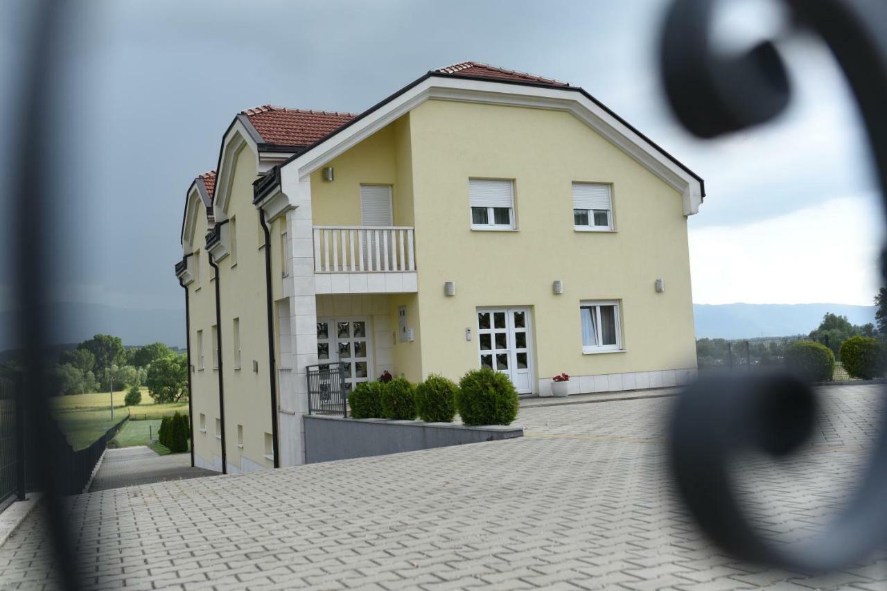 Apartman Livno Luaran gambar